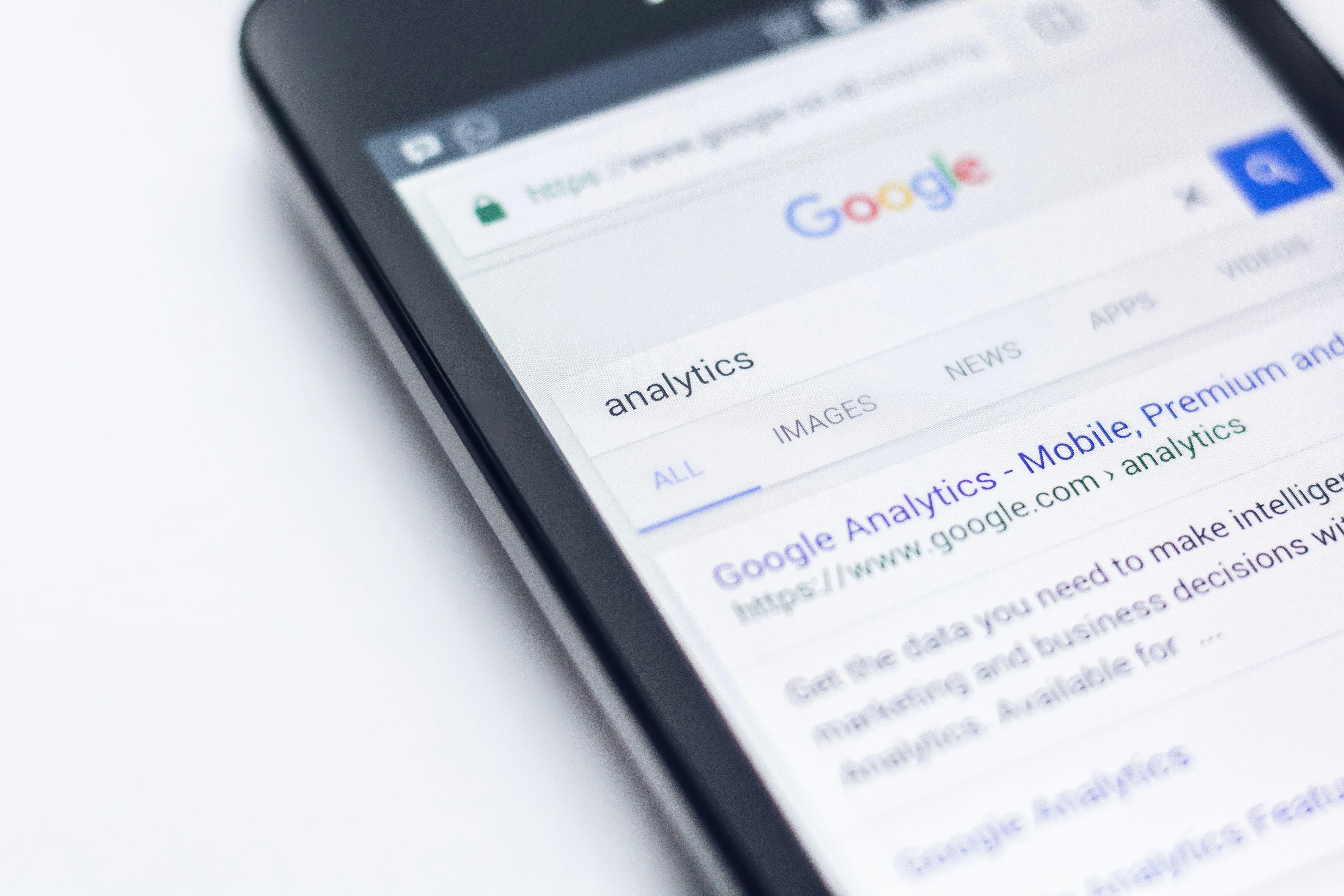 Campagnes publicitaires Facebook et Google Ads optimisées pour le Maroc